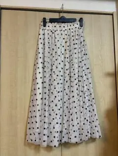 Stradivarius ドット柄 フレアロングスカート XSのサムネイル