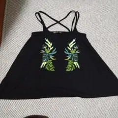 お値下げ！GORGE 刺繍の素敵なキャミソールのサムネイル