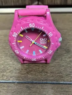 「ジャンク品」電池切れ ベルト破損　Q&Q クォーツ時計 ピンク ラバーベルト