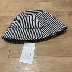 Item thumbnail for item d6c506c8-37c7-4b71-aa8f-3fe3bfc4007d