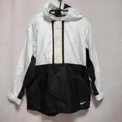 Nike ジャケット Lサイズ ホワイト/ブラックのサムネイル