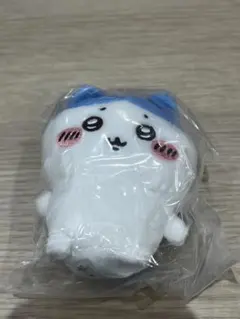 ちいかわ おすわりぬいぐるみ ハチワレ