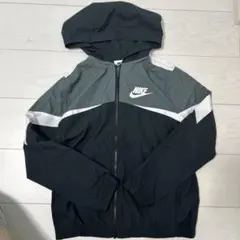 NIKE キッズ ウィンドブレーカー（Ｍ）