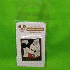 日本未発売】F1 Disney Mickey ピンバッジ ミニー 限定 - メルカリ