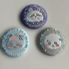 匿名配送！新品ちいかわ刺繍缶バッジ2 ラッコ・モモンガ・ハチワレ3種