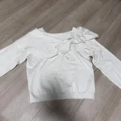 リボン付きオフショルダーセーター M アイボリー　ems