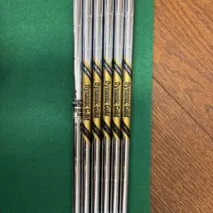 True Temper Dynamic Gold ツアーイシュー5本＋1本のサムネイル