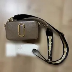 正規品 美品　MARC JACOBS ショルダーバッグ　スナップショット　茶