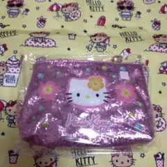 ハローキティポーチ