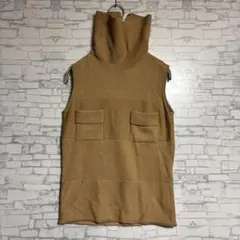 BALLSEY ウール100%✨ベージュ ハイネックニットベスト　トップス　美品のサムネイル