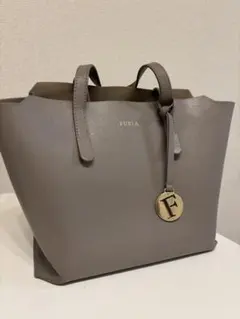 2026年最新】furla サリー sの人気アイテム - メルカリ