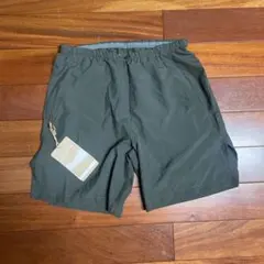 最終値下げHOUDINI メンズ ショートパンツ XSサイズ カーキのサムネイル