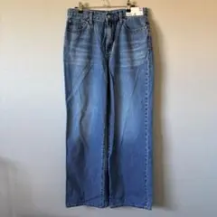 新品タグ付き　ユニクロ　ワイドストレートジーンズ　レディース　26 ブルー