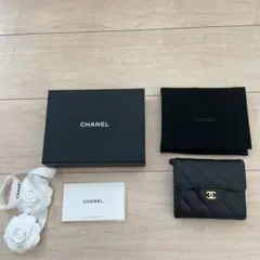 CHANEL 2つ折り財布　ブラック