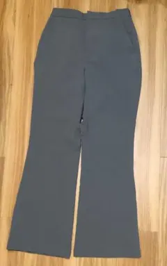 ズボン ミントグレー