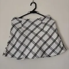 ホワイトツイードスカート