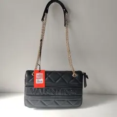 【新品】VALENTINO キルティング　クロスボディバック　ショルダーバッグのサムネイル