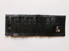 【新商品】　NオーガニックVie ヒアルアップ リフトクリーム　1g×21