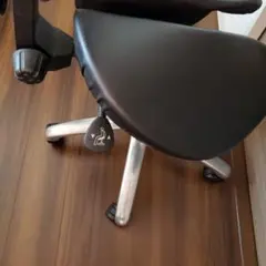 椅子のサムネイル