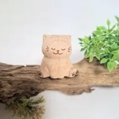 木製 猫の置物 小さなインテリア 手彫り風 ナチュラル雑貨 ミニサイズ