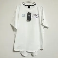 【新品未使用タグ付】【匿名配送】umbro シナモロール コラボTシャツ Lのサムネイル