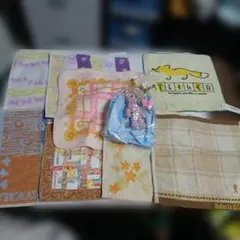 くまのストラップおまけ付き　中古含むタオルハンカチ•ハンドタオル9枚おまとめ売り