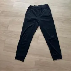 UNIQLO キッズ ロングパンツ 黒 140cmのサムネイル