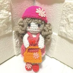 女の子　あみぐるみ