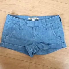 ショートパンツのサムネイル