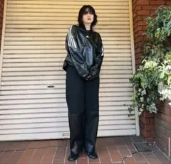 adidas ブラック ナイロンプルオーバー