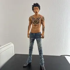 R*s様 ワンピース トラファルガー・ロー フィギュアのサムネイル