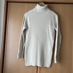 リブタートルニット