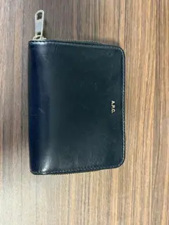 A.P.C. ブラック 二つ折り財布