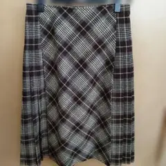 ESSEME チェック切替プリーツ使いスカート　茶　W64 定価6,900円＋税
