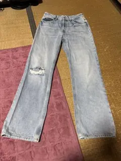 【H&M】ストレートデニム ライトブルー ダメージ加工