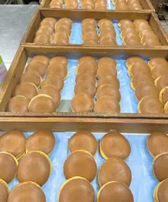 出来たてどら焼きの皮8組16枚 手作り和菓子屋23-1のサムネイル