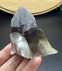 天然石 コンゴ産 モリオン （スモーキークォーツ） キャンドルクォーツ