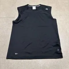 Adidas スポーツウェア　ノースリーブ　tシャツ ランニング　黒　ブラック