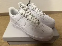 NIKE AIR FORCE 1 ホワイト スニーカー