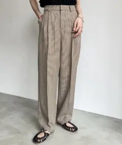 【NEUNA】ノーカラーヘリンボーン柄セットアップパンツ