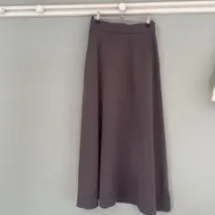 YECCA VECCA ダークパープル　フレアスカート
