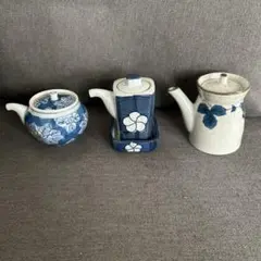 青白い陶器の醤油さし・調味料入れ 3点セット