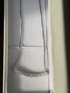 pt900 ドロップ型ペンダントトップ ダイヤ合計 0.85ct 【鑑別書付 
