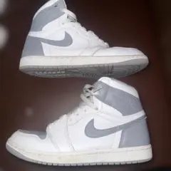 Nike Air Jordan 1 ホワイト/グレー