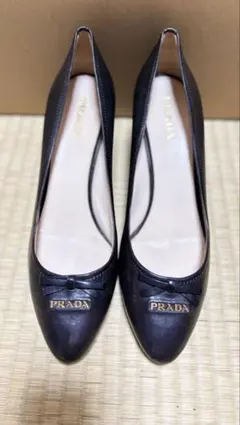 PRADA パンプス ブラック リボンのサムネイル