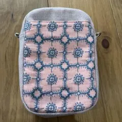 ミナペルホネン　アネモネ　スマホポーチ　ハンドメイド