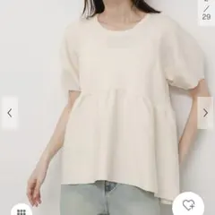 ランタンスリーブペプラムセーター