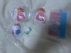 ミニミニレトロ水筒2 ハローキティ　サンリオ　セット