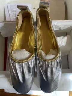 sea！セリーヌ バレリーナフラットシルバー CITY BALLERINA IN LAMINATED LAMBSKIN - SILVER | CELINE