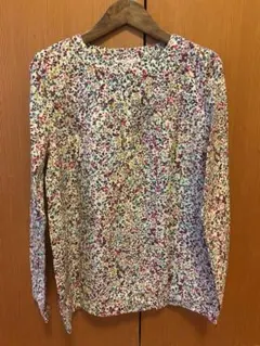 ボンポワン　花柄 長袖シャツ